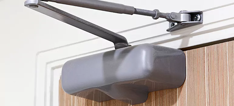 Garage Door Openers For Low Ceilings in Fountainebleau, FL