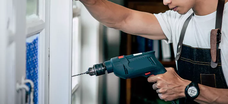 Residential Exterior Window Finishing in Fountainebleau, FL